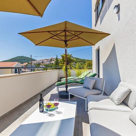 Blacksmith Apartments By Duhomes Dubrovnik Bagian luar foto